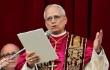 Un pape américain prend les rênes du Vatican
