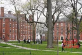 Une juge bloque l'interdiction de trump sur les étudiants étrangers à harvard