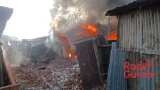 Sinistre à ratoma : un incendie ravage des ateliers et cabarets au carrefour yembéya
